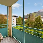 Lägenhet Haus Kitzsteinhorn By Interhome Zell am See